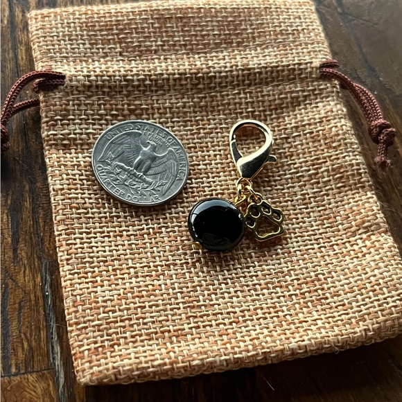 2/20$ Black Tourmaline Pet Charm Crystal Pet Charm Protection Pet Charm - Picture 2 of 2
